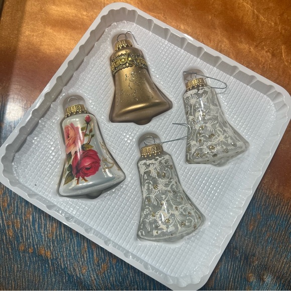 Vintage Christmas Classics by Krebs Hand Decorated Glass Bell Shape Ornaments - Picture 2 of 8